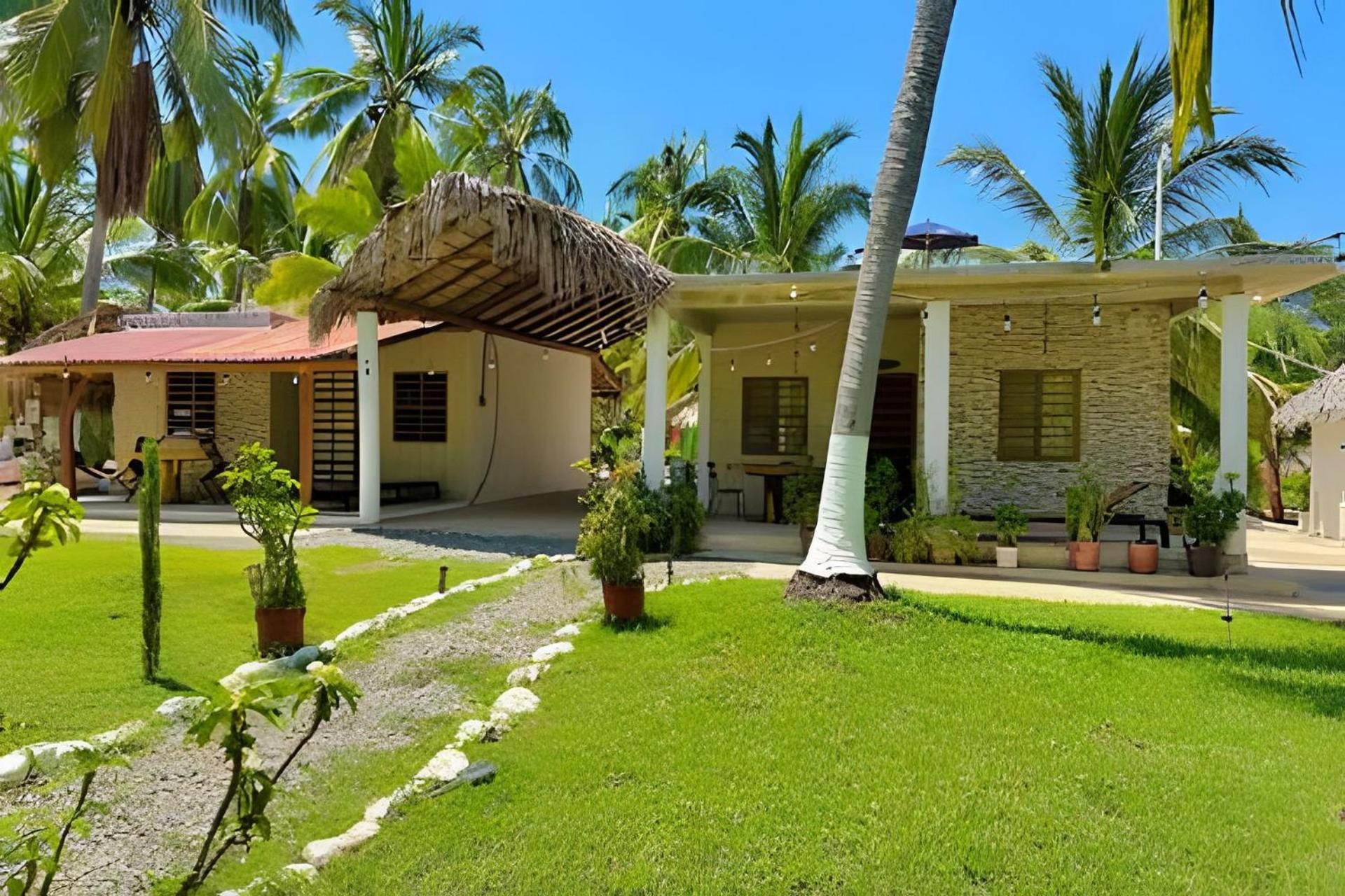 Casa Las Palmas Playa La Saladita Zihuatanejo Extérieur photo